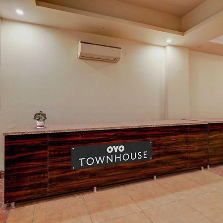 Townhouse Golden King Hotel Nova Deli Exterior foto